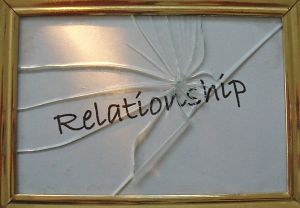 702559_broken_relationship_1